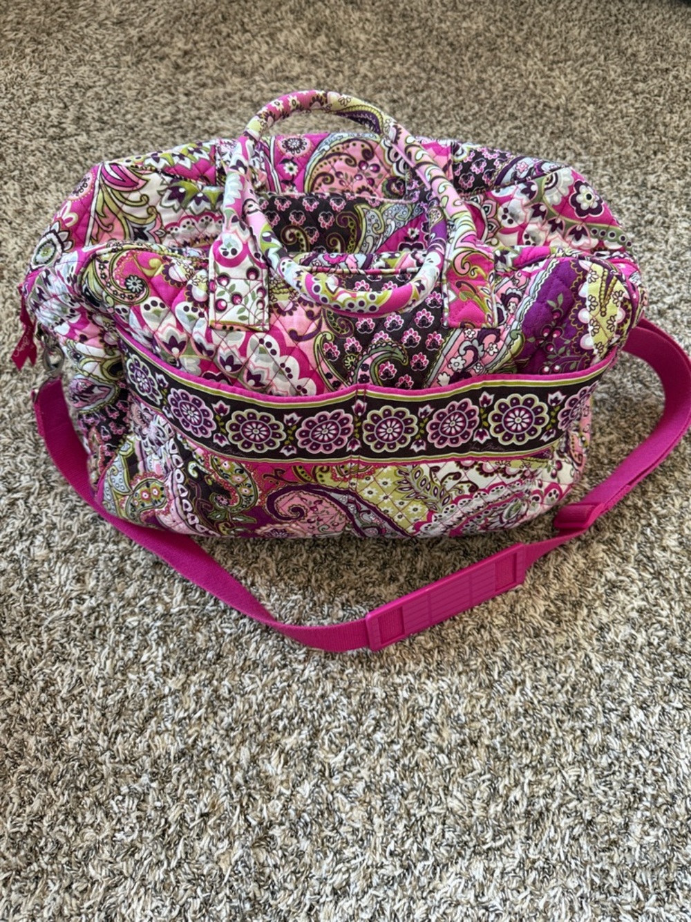 Quilted Very BerryPaisley Weekender Bag in Pink